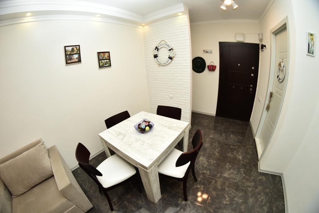 Stars Apartment Batumi Kültér fotó